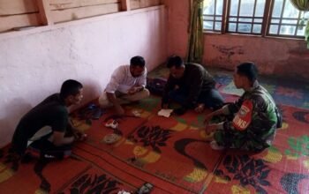 Babinsa Koramil 10/Celala Aktif Komsos, Perkuat Kedekatan dengan Warga Desa Makmur