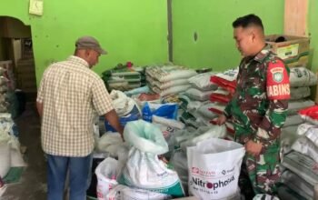 Babinsa Koramil 08/Silih Nara Monitoring Ketersediaan Pupuk Pasca Lebaran di Aceh Tengah