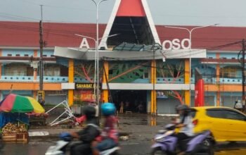 Dua Kali Ambruk, Proyek Pasar Ploso Disorot: Anggaran Besar, Kualitas Dipertanyakan