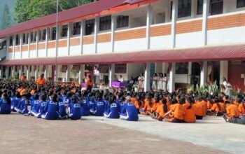 Ibadah Jumat di SMK Negeri 2 Balige Berlangsung Khidmat, Angkat Tema “Ku Kagum Cara-Mu Mengasihiku”