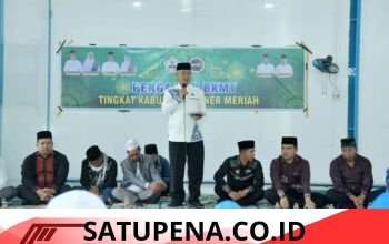 Wakil Bupati Bener Meriah Hadiri Pengajian BKMT dan Doa Bersama di Huntara Tunyang