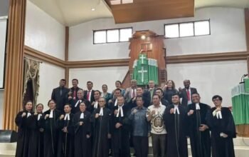 Pemerintah Kabupaten Tapanuli Utara menghadiri pelantikan pucuk pimpinan Gereja Punguan Kristen Batak (GPKB) periode 2026–2031 yang dilaksanakan di GPKB Sitabo-tabo, Siborongborong, Minggu