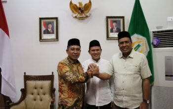 Wagub Aceh Fadhlullah Mediasi Konflik Pimpinan Pidie Jaya, Bupati–Wabup Sepakat Damai