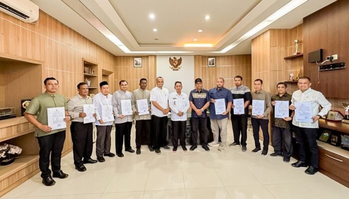 Bupati Pidie Jaya Serahkan SK Plt Kepala OPD dan Camat