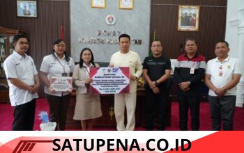 Bupati Humbang Hasundutan Serahkan Bantuan Sosial 2,5 Miliar Lebih Kepada 202 KK Korban Bencana Banjir dan Longsor