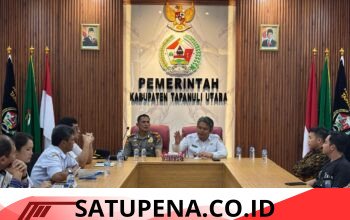 Wakil Bupati Tapanuli Utara Fasilitasi Dialog dengan Massa unjukrasa terkait pencairan dana supplier MBG.