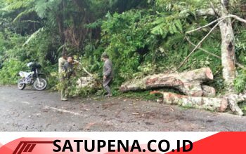 Gerak Cepat Atasi Kemacetan, Dandim 0106/Aceh Tengah Turunkan Anggota Bersihkan Longsor