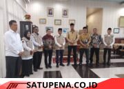 Dirut Perumda Tirtanadi Bagikan 5. 974 Handuk Untuk Jamaah Calon Haji Embarkasi Medan Ardian Surbakti : Mohon Doakan Tirtanadi Agar Terus Amanah Melayani Masyarakat.