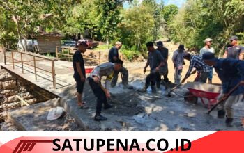 Gotong Royong Polisi dan Warga, Jembatan Darurat di Rusip Antara Aceh Tengah Dikebut, Akses Tiga Kampung Segera Normal