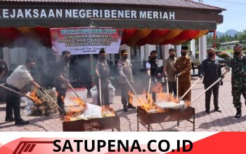 Kejari Bener Meriah Musnahkan Barang Bukti Narkoba dan Pidana Umum