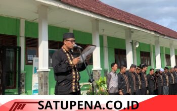 Kakankemenag Aceh Singkil jadi Pembina Upacara Hardiknas Tahun 2026 di MAN Aceh Singkil.