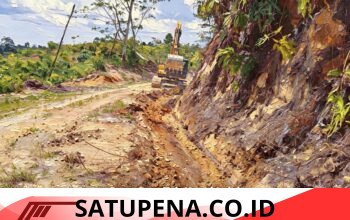 Semangat Tanpa Libur, Satgas TMMD ke-128 Kodim 0117/Aceh Tamiang Kebutan Pembukaan Jalan di Suka Makmur