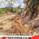 Semangat Tanpa Libur, Satgas TMMD ke-128 Kodim 0117/Aceh Tamiang Kebutan Pembukaan Jalan di Suka Makmur