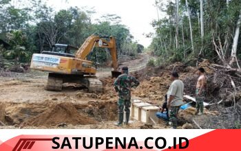 Pemasangan Gorong-Gorong Aramco Dikebut, Satgas TMMD Gunakan Excavator untuk Percepat Pekerjaan