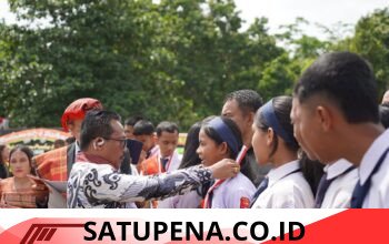 Ketua DPRD Kabupaten Toba Hadiri Peringatan Hardiknas 2026.