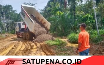 Pengawasan Ketat Logistik, Satgas TMMD Pastikan Pasokan Sirtu Lancar untuk Pembukaan Jalan Desa Suka Makmur