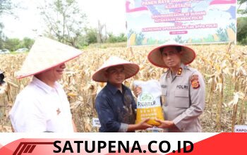 Kapolda Aceh Hadiri Panen Raya Jagung Serentak Kuartal II dan Salurkan Bibit Jagung kepada Kelompok Tani di Aceh Singkil