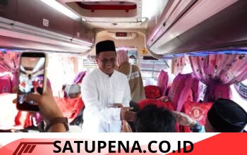 Wakil Bupati Ismail Lepas Calon Jamaah Haji Tahun 1447 H/2026 M