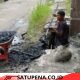 Pak Cai, Penggiat Lingkungan Keramat Mupakat yang Tulus Mengabdi Tanpa Pamrih