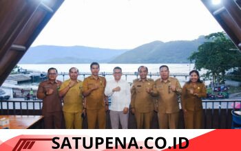 Jalin Silaturahmi, Wabup Samosir Sambut Kehadiran Wakil Walikota Medan di Waterfront Pangururan.