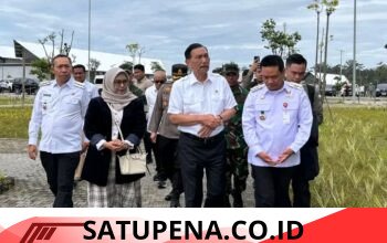 Bupati Tapanuli Utara Dr. Jonius Taripar Parsaoran Hutabarat bersama Wakil Bupati.
