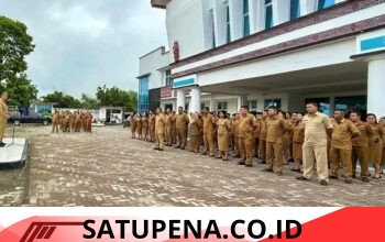 Pimpin Apel Gabungan, Wabup Taput Tekankan Integritas, Sinergi, dan Pelayanan Publik”.