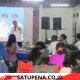 ‎Bupati Tapanuli Utara Pimpin Evaluasi Dokumen IG Tenun Ulos Ragidup Silindung ‎ Taput//Satupun anggota co.id. ‎Bupati Tapanuli Utara, Dr. Jonius Taripar Parsaoran Hutabarat, S.Si., M.Si., didampingi Sekretaris Daerah Kabupaten Tapanuli Utara, Drs. Henry M.M. Sitompul, M.Si., serta Ketua Dekranasda sekaligus Ketua TP PKK Kabupaten Tapanuli Utara, Ny. Neny Angelina JTP Hutabarat, secara resmi membuka kegiatan evaluasi dan pembahasan dokumen deskripsi Indikasi Geografis (IG) Tenun Ulos Ragidup Silindung Tapanuli Utara. Kegiatan tersebut berlangsung di Kantor Dekranasda Kabupaten Tapanuli Utara, Tarutung, Rabu (06/5/2026). ‎ ‎Dalam sambutannya, Bupati menyampaikan bahwa kegiatan ini merupakan tindak lanjut dari permohonan pendaftaran Indikasi Geografis Tenun Ulos Ragidup Silindung yang telah diajukan ke Direktorat Jenderal Kekayaan Intelektual (DJKI) Kementerian Hukum Republik Indonesia. Permohonan tersebut telah memasuki tahapan pemeriksaan substantif setelah diumumkan pada periode 14 Januari hingga 14 Maret 2026. ‎ ‎“Tenun Ulos Ragidup Silindung bukan sekadar produk kerajinan, melainkan simbol kehidupan, martabat budaya, serta warisan intelektual komunal masyarakat Batak, khususnya di Tapanuli Utara,” ujar Bupati. ‎ ‎Lebih lanjut, Pemerintah Kabupaten Tapanuli Utara memandang perlindungan Indikasi Geografis sebagai langkah konkret dalam menjaga keaslian dan reputasi budaya lokal, sekaligus melindungi para penenun dan pelaku usaha tradisional. Upaya ini juga diharapkan dapat meningkatkan nilai ekonomi produk unggulan daerah serta memperkuat daya saing di tingkat nasional maupun internasional. ‎ ‎Bupati juga menyampaikan apresiasi kepada Direktorat Jenderal Kekayaan Intelektual, Kantor Wilayah Kementerian Hukum Sumatera Utara, serta seluruh pihak yang terlibat dalam proses penyusunan dan evaluasi dokumen tersebut.  ‎“Sinergi lintas sektor menjadi fondasi utama dalam menjaga warisan budaya agar tetap lestari sekaligus memberikan manfaat ekonomi bagi masyarakat,” tambahnya. ‎ ‎Kegiatan ini dihadiri oleh perwakilan Direktorat Jenderal Kekayaan Intelektual, Kantor Wilayah Kementerian Hukum Sumatera Utara Tim Ahli Indikasi Geografis Bapak Idris, S.T., M.Si, Muhammad Romadhan, S.H dan juga Dr. Yulian Fakhrurrozi, S.Pd., M.Si ‎Kantor Wilayah Sumatera Utara Kementerian Hukum Republik Indonesia yang diwakili oleh  Kepala Divisi Pelayanan Hukum Kortini JM Sihotang, Dede Syahputra Analis Hukum Pertama dan Bambang Suhendra Analisis Kekayaan Intelektual,pimpinan organisasi perangkat daerah, camat, kepala desa, serta perwakilan Masyarakat Perlindungan Indikasi Geografis (MPIG) Tenun Ulos Ragidup Silindung. (M Siboro C.ILJ)