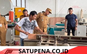 ‎Bupati Taput Dorong Peserta Pelatihan Furnitur BLK Silangkitang Jadi Wirausaha Mandiri, Beri Pesanan Kerja Perdana