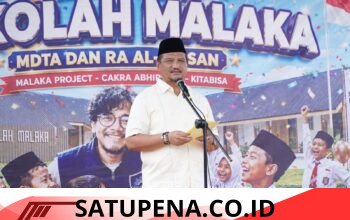 Bupati Armia Tidak Dapat Menyembunyikan Rasa Haru Saat Melihat Fasilitas Sekolah Yang Sudah Siap Pakai
