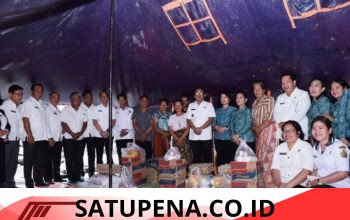 Pemkab Samosir Beri Penghiburan kepada Korban Kebakaran, Wabup Ariston Tua Sidauruk Serahkan Bantuan Tunai, Sembako dan Bahan Bangunan