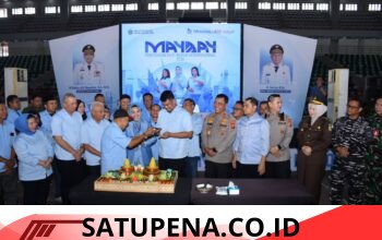 May Day, Pemkab Samosir Terima 502 BPJS Ketenagakerjaan untuk Pekerja Rentan dari Gubernur Sumut