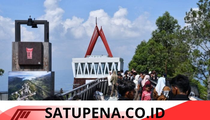 Retribusi Sektor Pariwisata Samosir Sumbang PAD Rp 2,26 Miliar Selama 12 Hari Libur .