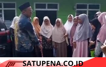 Manfaatkan Momen Rasydul Qiblah, Penyuluh KUA Timang Gajah Edukasi Warga Ukur Arah Kiblat