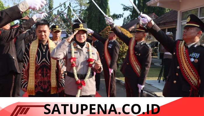 Disambut Pedang Pora, AKBP Raswidiati Anggraini Resmi Jabat Kapolres Lampung Utara