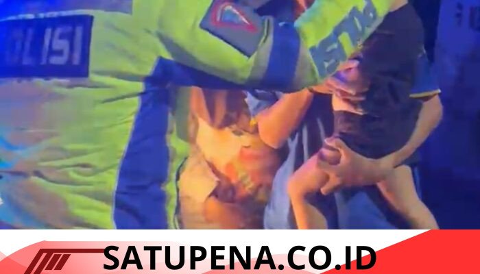 Unik..! Warga Hamil Ngidam Naik Mobil Patroli, Dengan Humanis Satlantas Polres Lubuk Linggau Wujudkan Permintaan