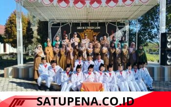 Satbinmas Polres Aceh Tengah Sambangi Dua Sekolah, Tanamkan Disiplin dan Semangat Belajar Lewat Saweu Sikula