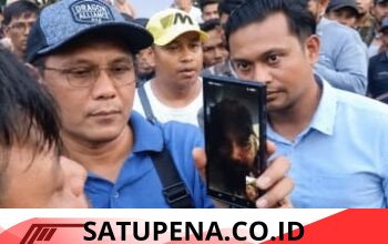 Hoax Terbantahkan! Bupati Al-Farlaky Ternyata Selalu Temui Pendemo, Bahkan Video Call Saat di Luar Daerah