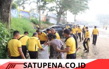 Green Policing, Polres Aceh Tengah Bersama Masyarakat Dan Mahasiswa Gotong Royong di Ruang Publik