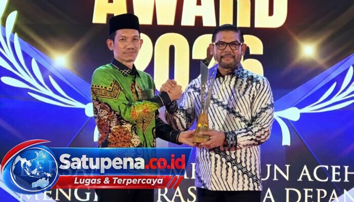 Nasir Djamil Terima JAB Award Kategori Tokoh Pembaharuan Hukum Nasional