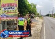 Operasi Patuh Krakatau 2026, Polres Lampung Utara Edukasi Pengguna Jalan Dengan Pasang Banner Imbauan Keselamatan di Jalinsum